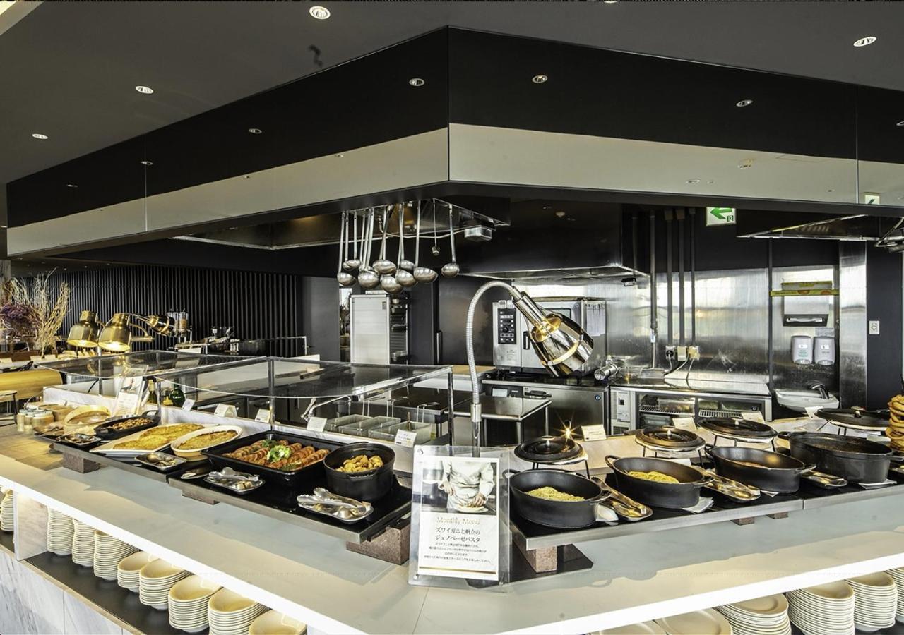 فندق إميسيا سابورو المظهر الخارجي الصورة The buffet at the restaurant